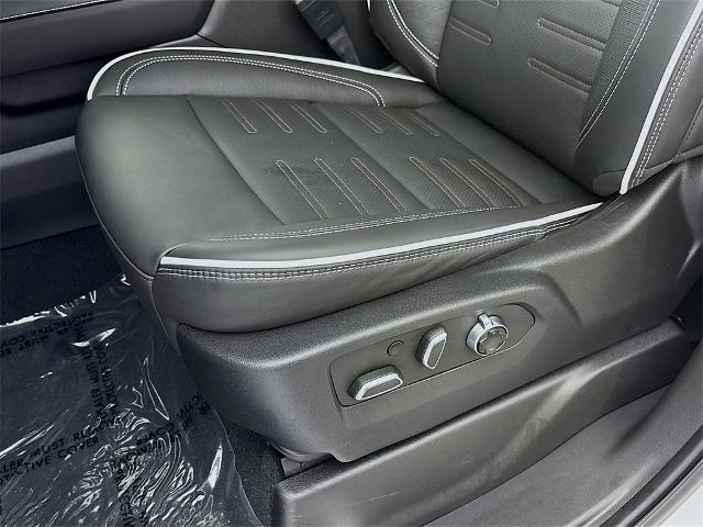 2025 GMC Sierra 1500 Vehicle Photo in PUYALLUP, WA 98371-4149