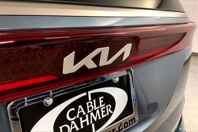 2023 Kia Carnival Vehicle Photo in Lees Summit, MO 64086