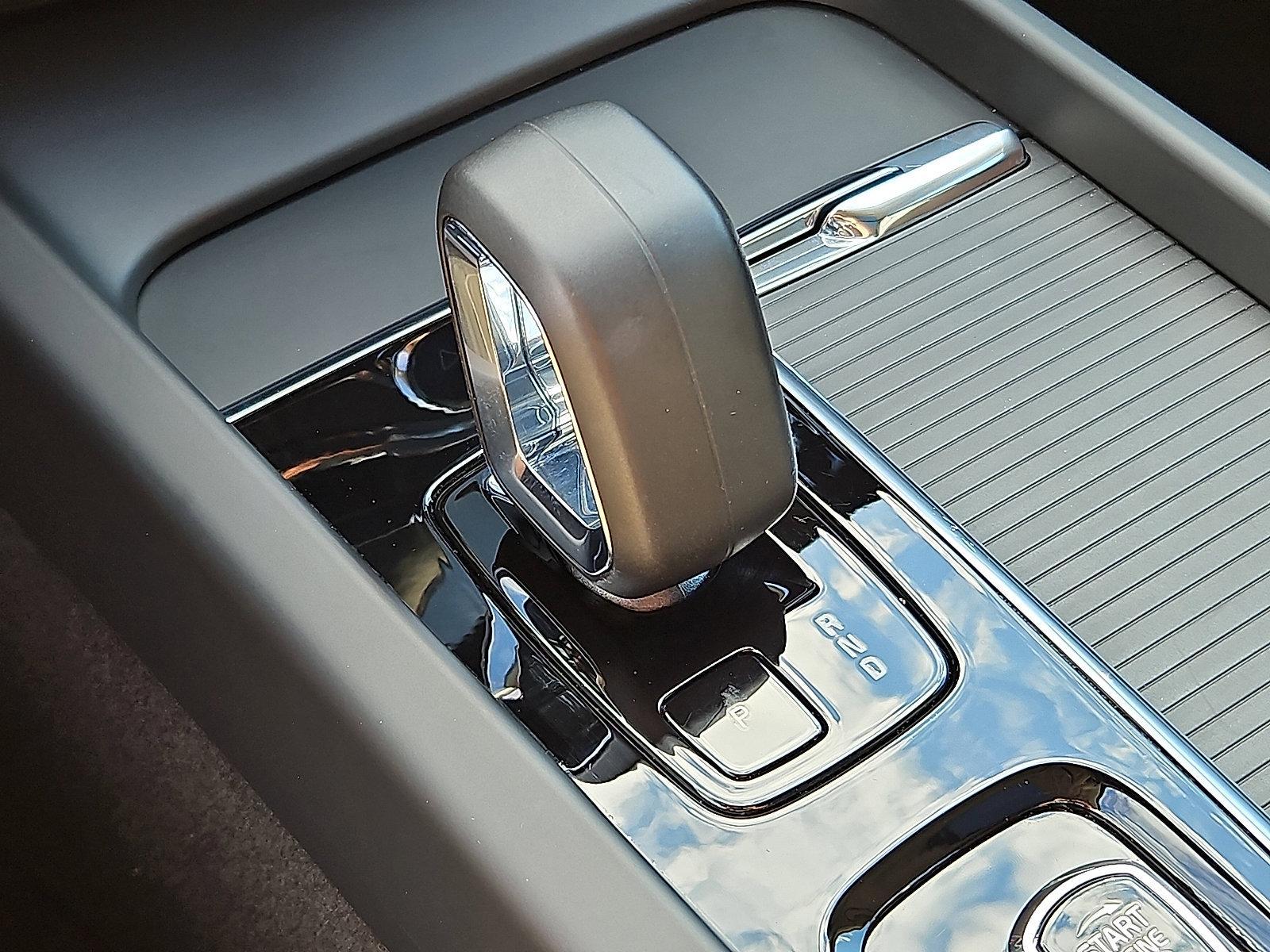 2025 Volvo XC60 Plug-In Hybrid Vehicle Photo in Trevose, PA 19053