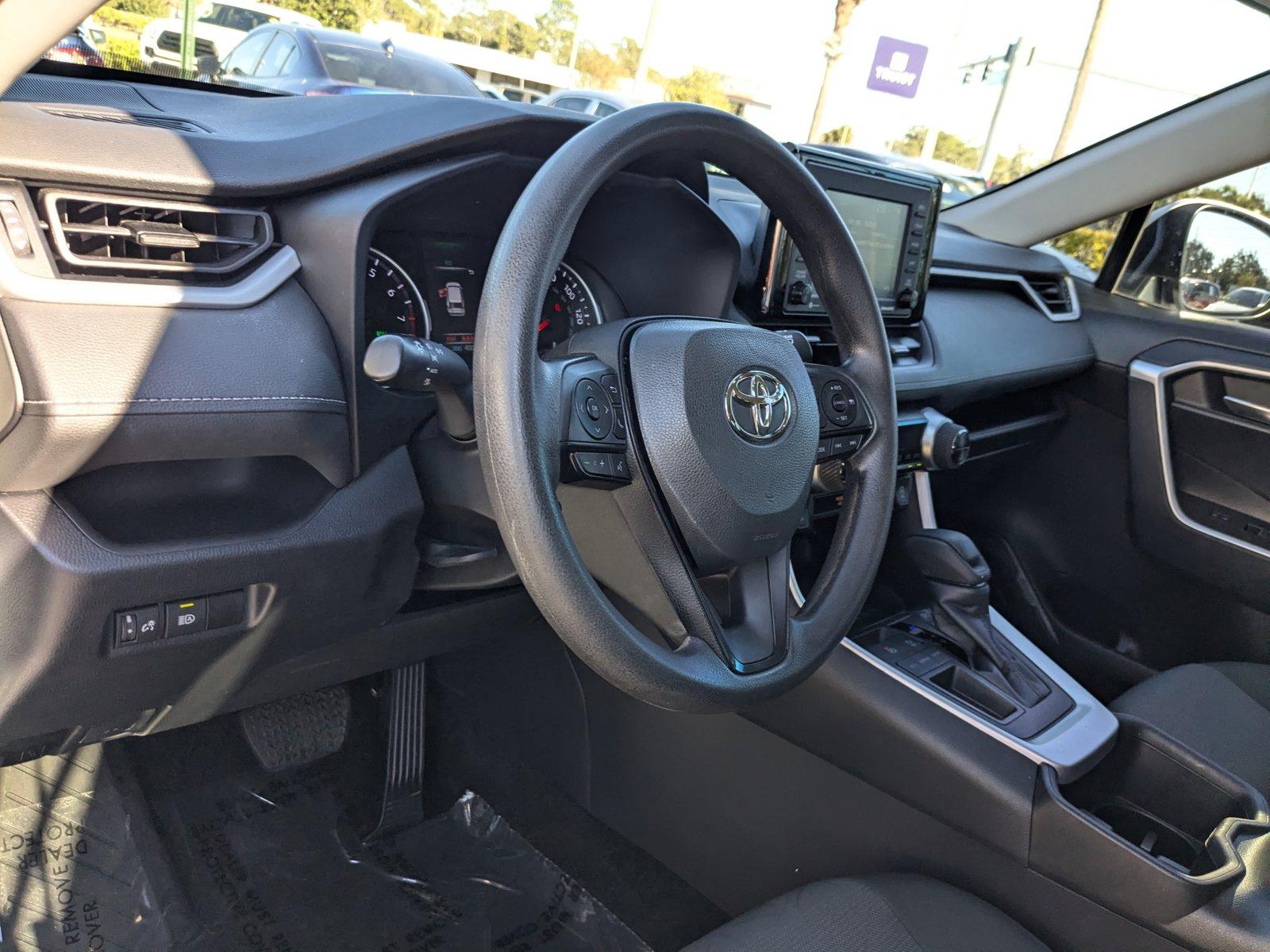 2022 Toyota RAV4 Vehicle Photo in Winter Park, FL 32792