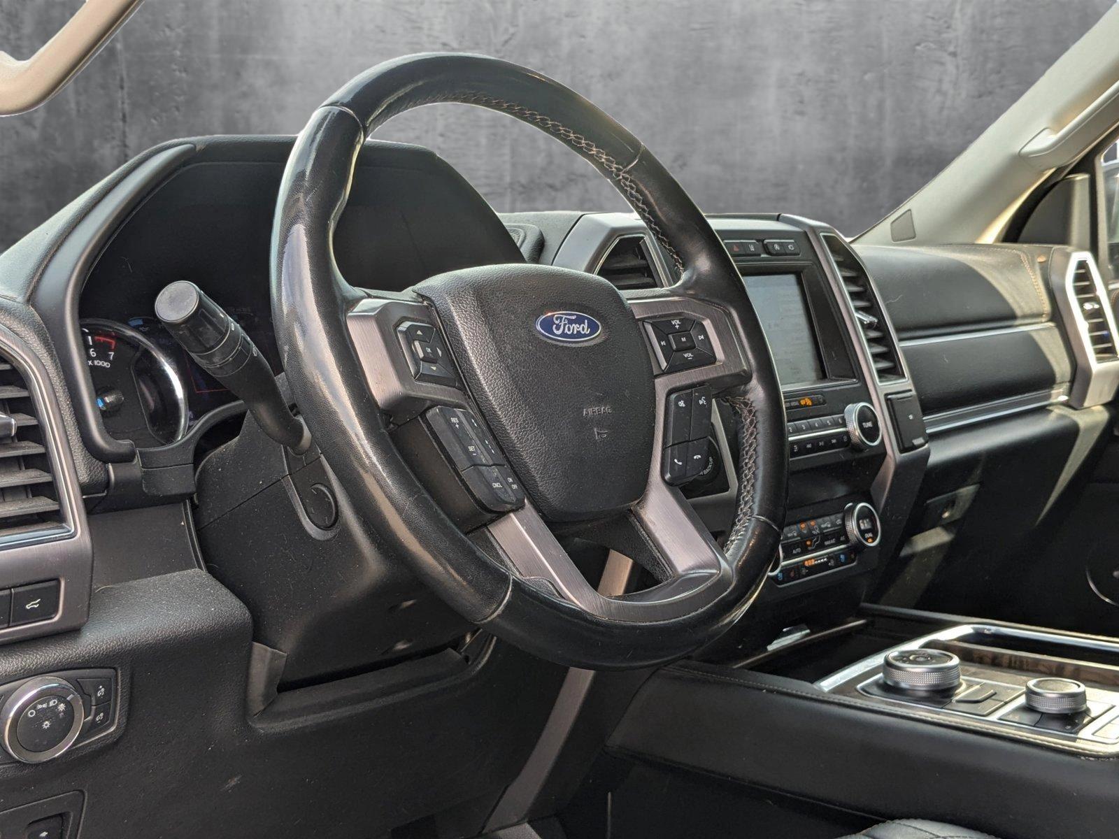 2019 Ford Expedition Vehicle Photo in St. Petersburg, FL 33713