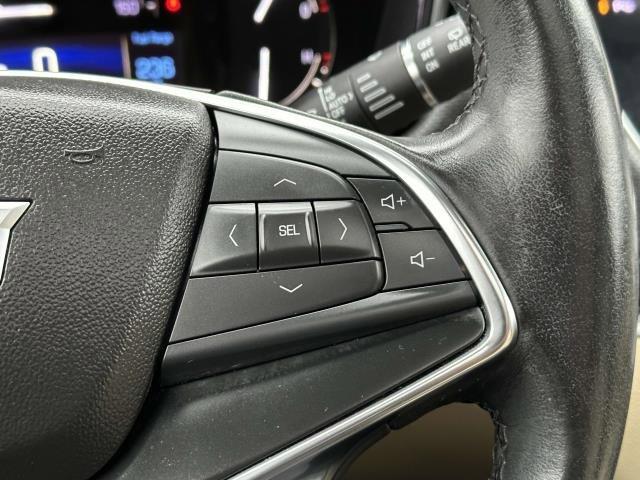 2019 Cadillac XT5 Vehicle Photo in SAINT JAMES, NY 11780-3219