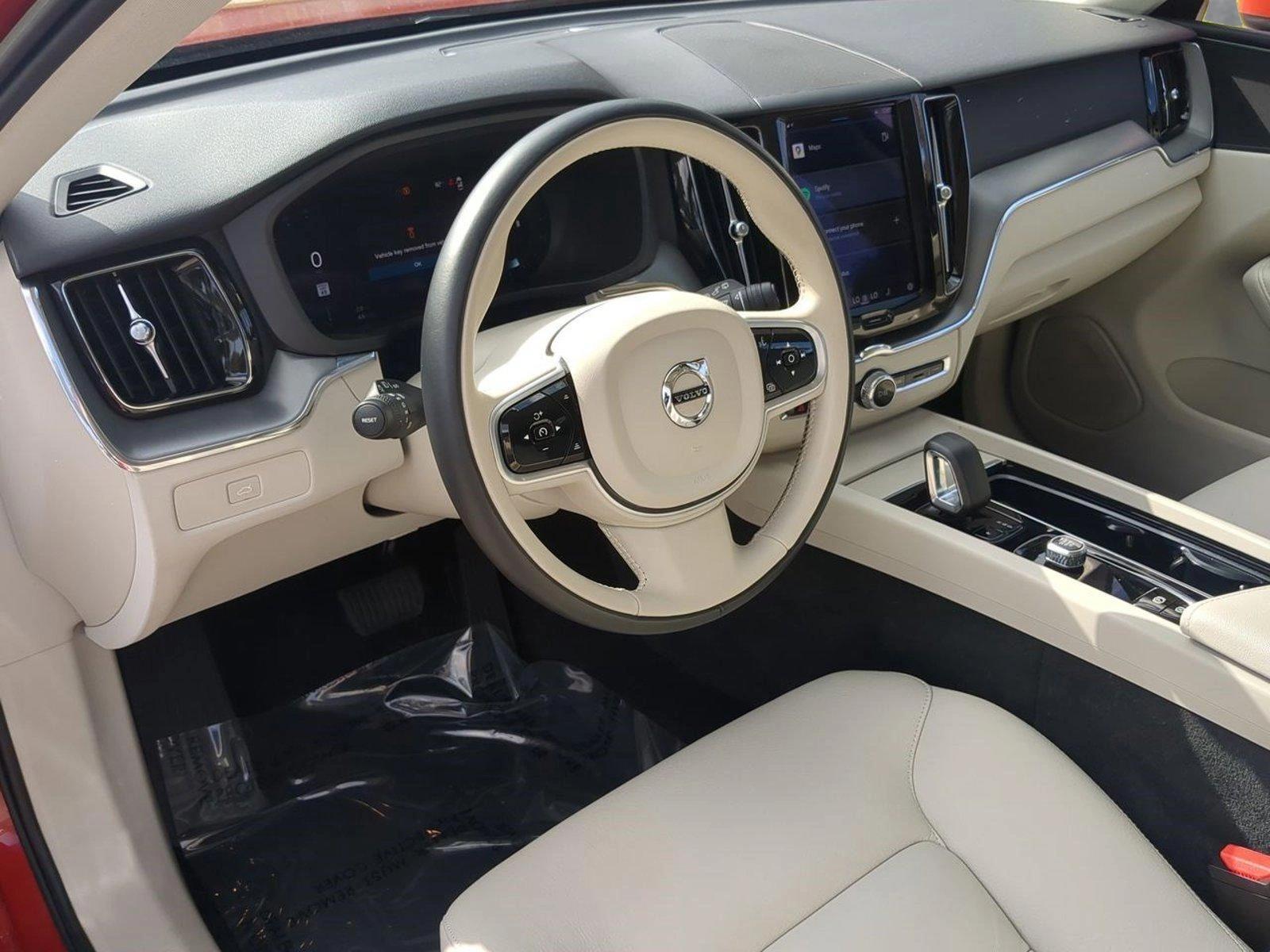 2023 Volvo XC60 Vehicle Photo in West Palm Beach, FL 33417