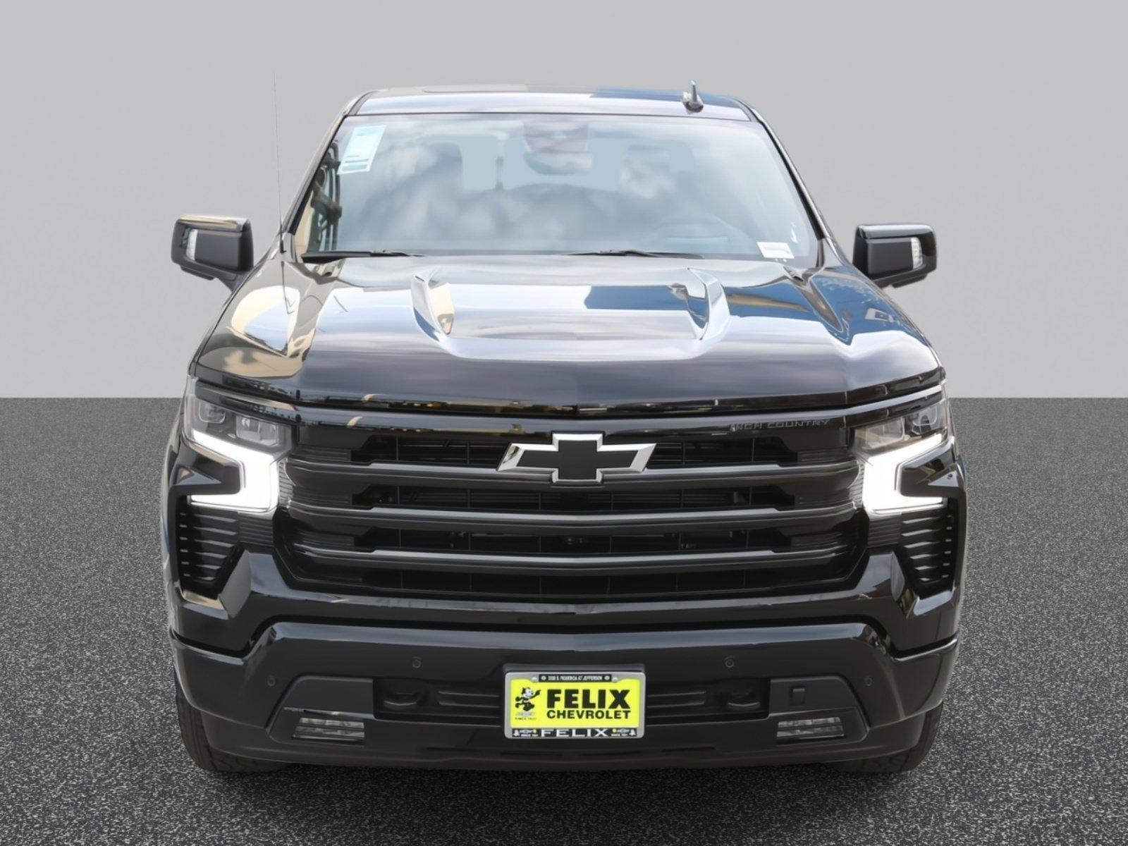 2025 Chevrolet Silverado 1500 Vehicle Photo in LOS ANGELES, CA 90007-3794