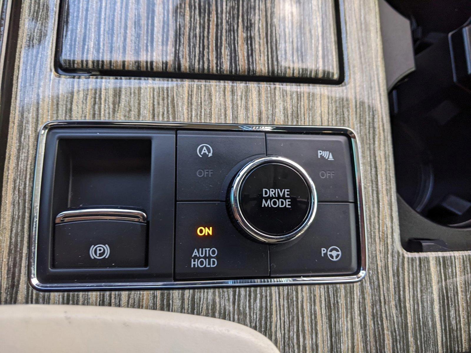 2020 Lincoln Navigator Vehicle Photo in Austin, TX 78728