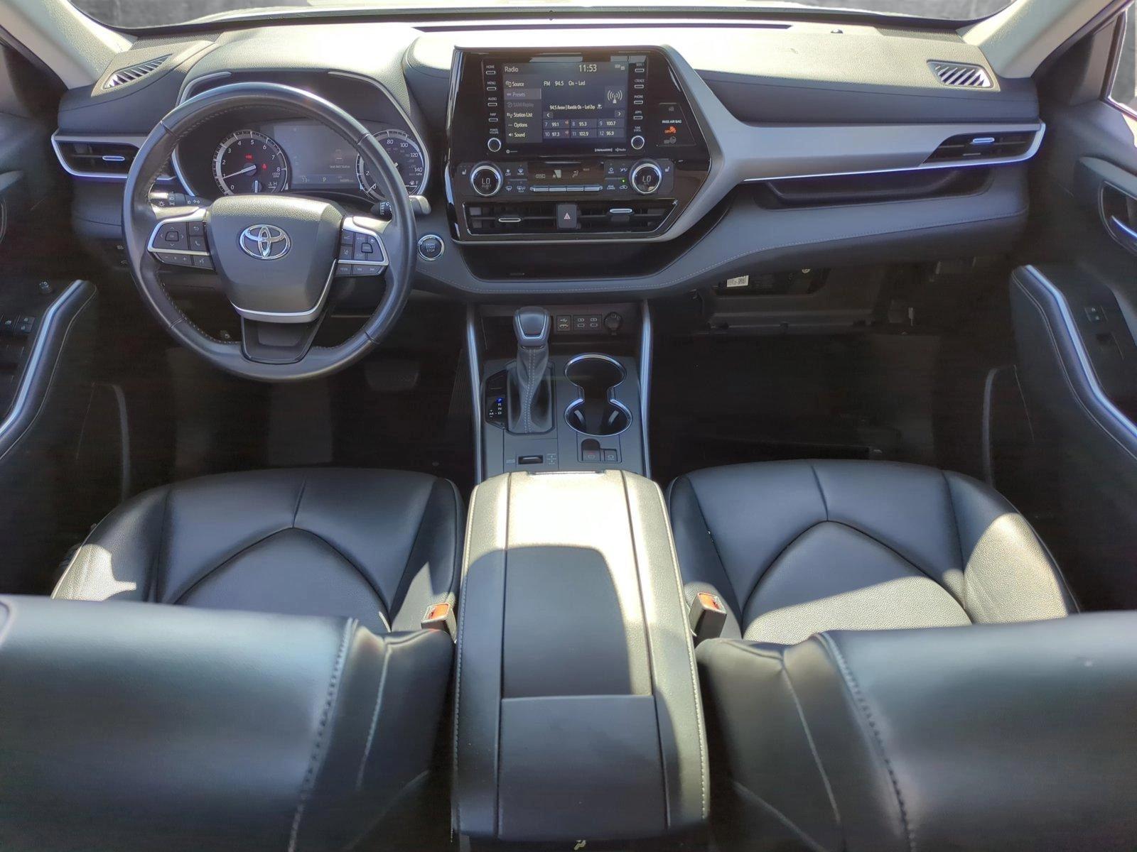 2022 Toyota Highlander Vehicle Photo in Ft. Myers, FL 33907