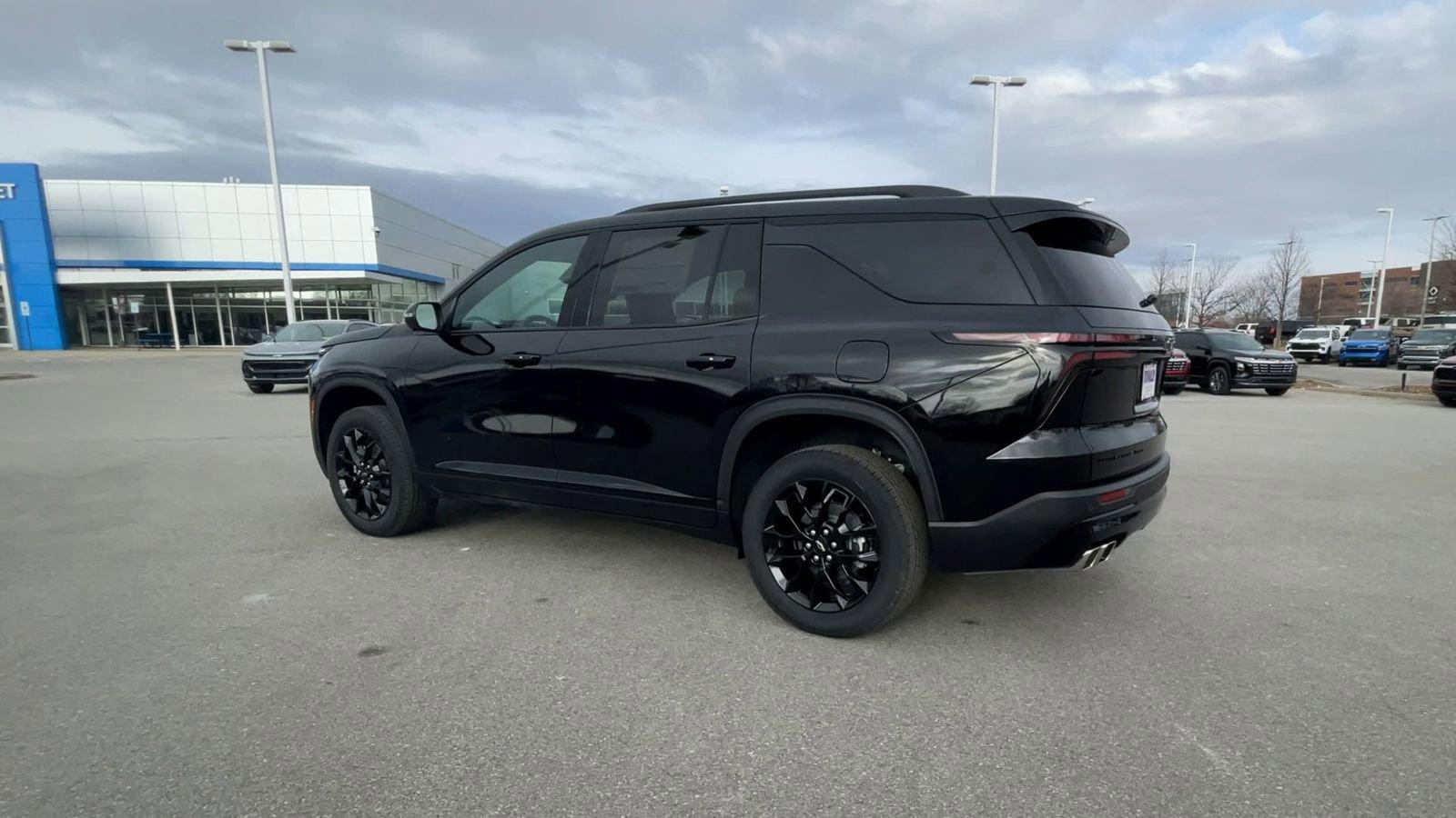 2025 Chevrolet Traverse Vehicle Photo in BENTONVILLE, AR 72712-4322