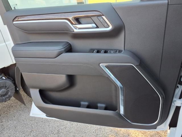 2025 GMC Sierra 1500 Vehicle Photo in Denton, TX 76205