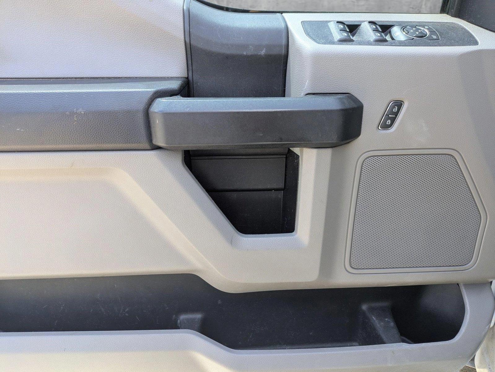 2021 Ford Super Duty F-350 SRW Vehicle Photo in GREENACRES, FL 33463-3207