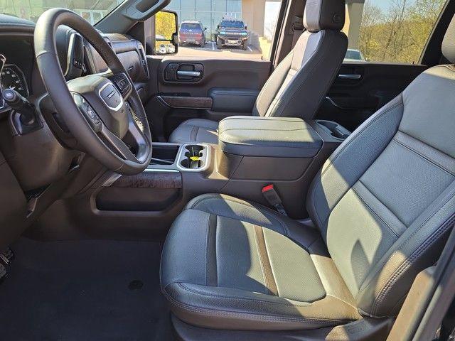 2023 GMC Sierra 3500HD Vehicle Photo in Pleasant Hills, PA 15236