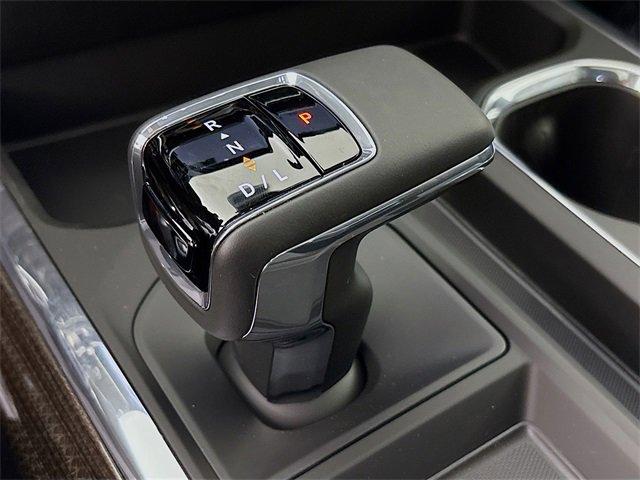 2025 Chevrolet Silverado 1500 Vehicle Photo in PUYALLUP, WA 98371-4149