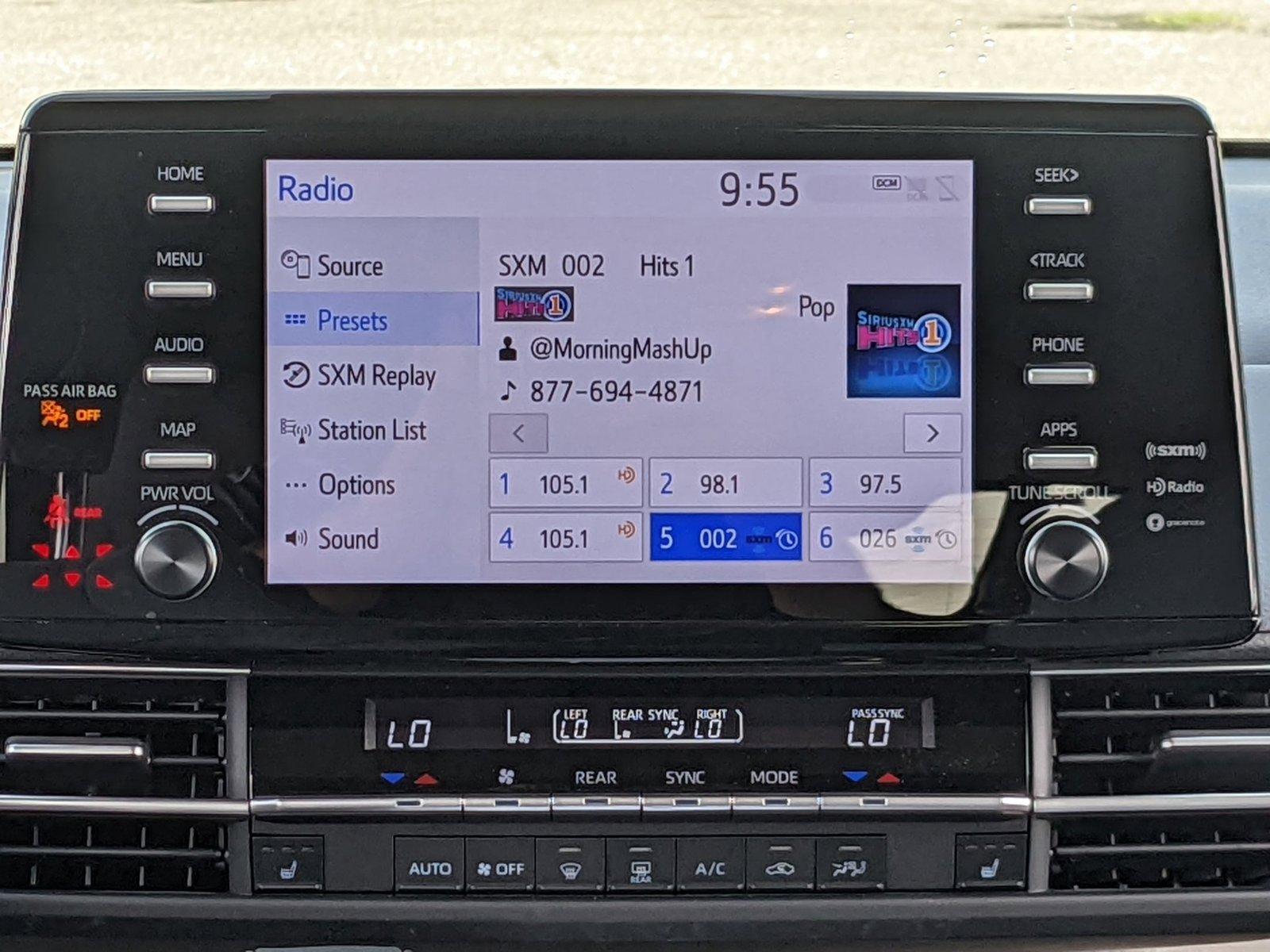 2024 Toyota Sienna Vehicle Photo in ORLANDO, FL 32808-7998
