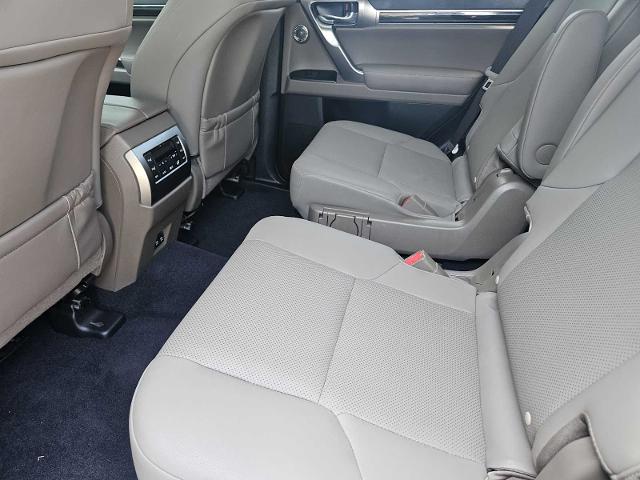 2023 Lexus GX 460 Vehicle Photo in FORT WORTH, TX 76132