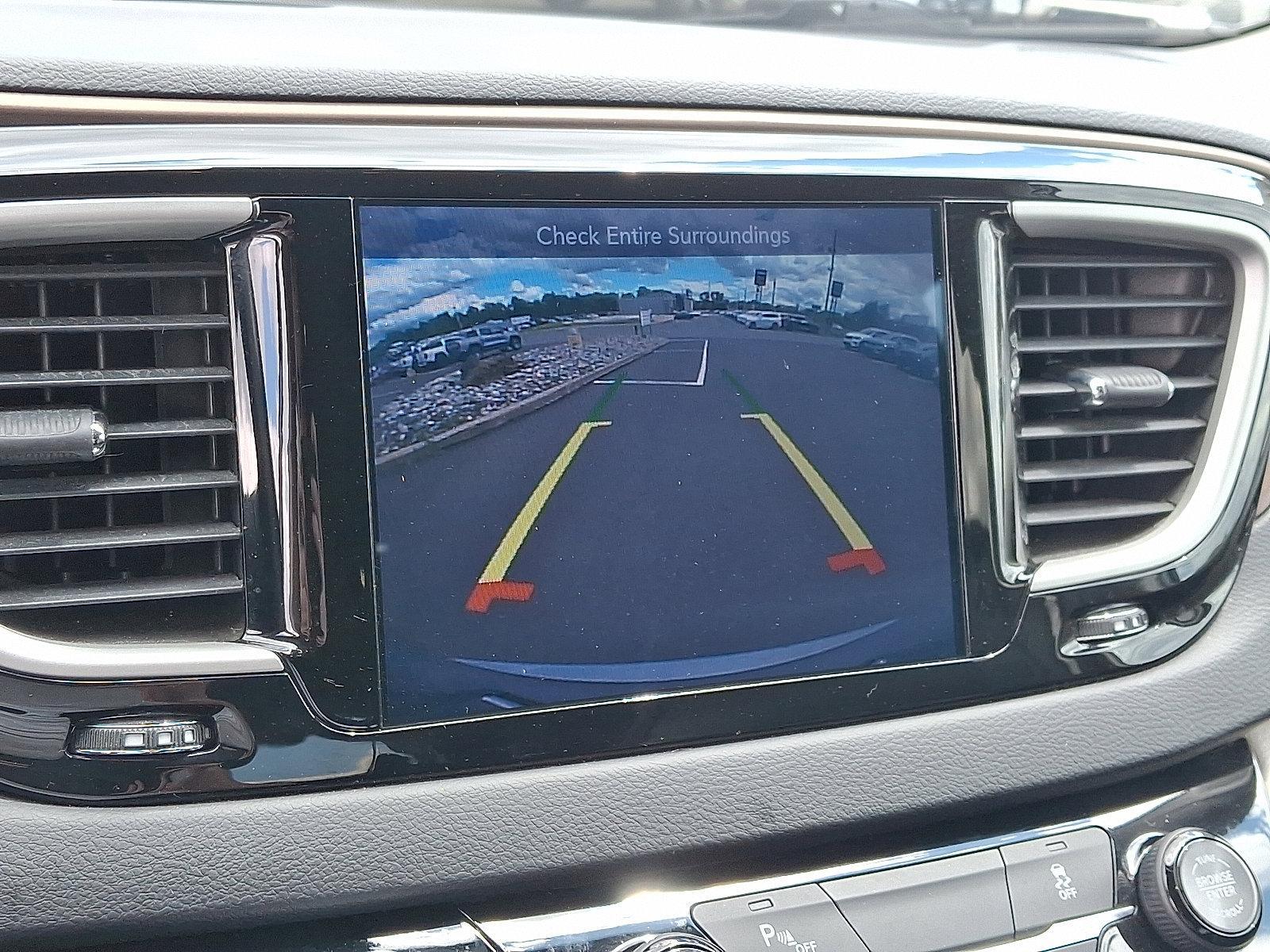 2017 Chrysler Pacifica Vehicle Photo in Trevose, PA 19053