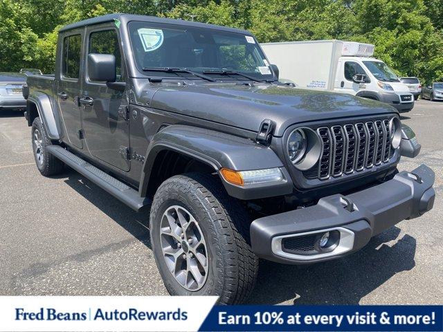 2025 Jeep Gladiator Vehicle Photo in Doylsetown, PA 18901
