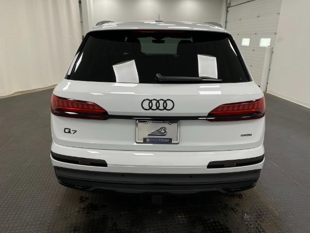 2024 Audi Q7 Vehicle Photo in Appleton, WI 54913