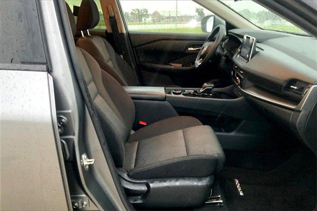 2024 Nissan Rogue Vehicle Photo in TOPEKA, KS 66609-0000