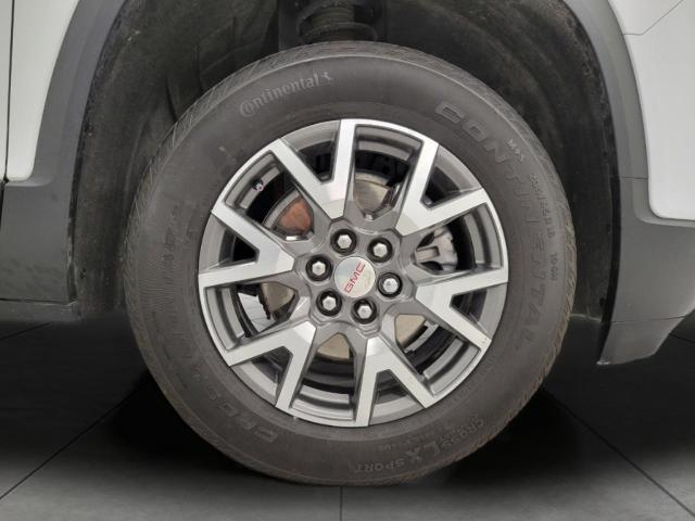 2023 GMC Acadia Vehicle Photo in NEENAH, WI 54956-2243