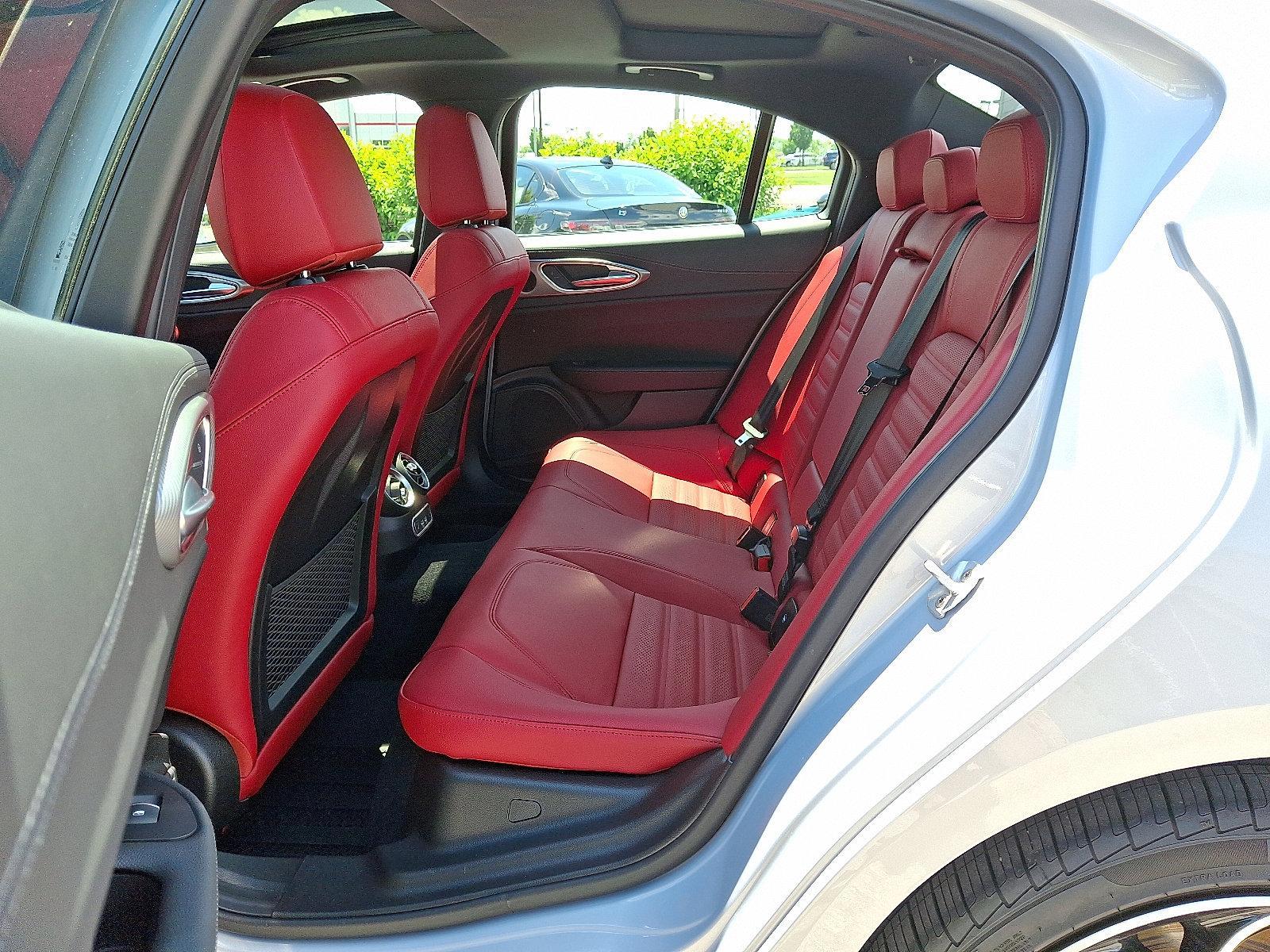 2025 Alfa Romeo Giulia Vehicle Photo in Mechanicsburg, PA 17050