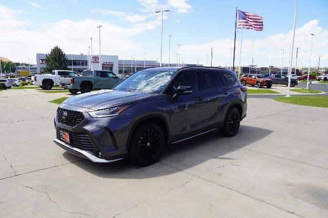 2024 Toyota Highlander Vehicle Photo in Riverdale, UT 84405