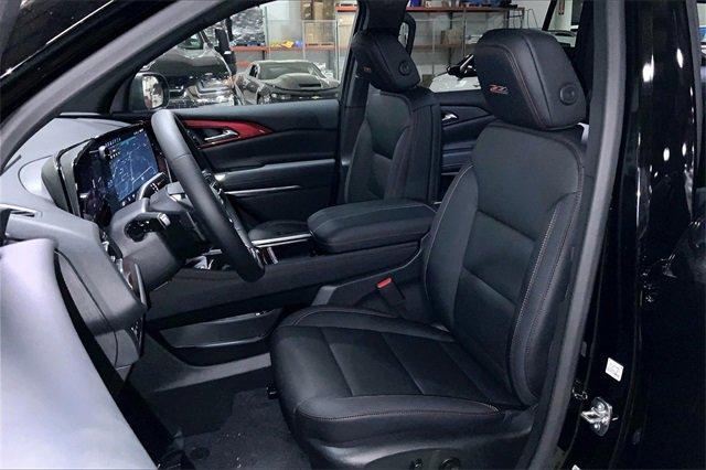 2025 Chevrolet Traverse Vehicle Photo in KANSAS CITY, MO 64114-4502