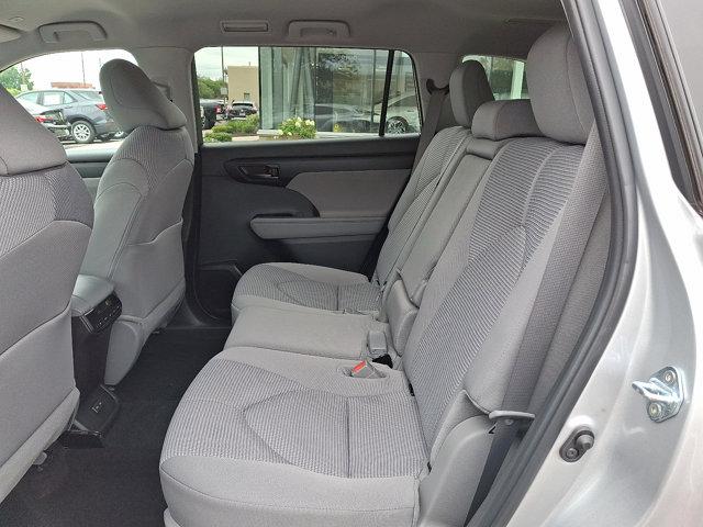 2024 Toyota Highlander Vehicle Photo in Philadelphia, PA 19116