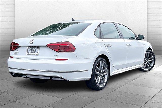 2018 Volkswagen Passat Vehicle Photo in INDEPENDENCE, MO 64055-1314