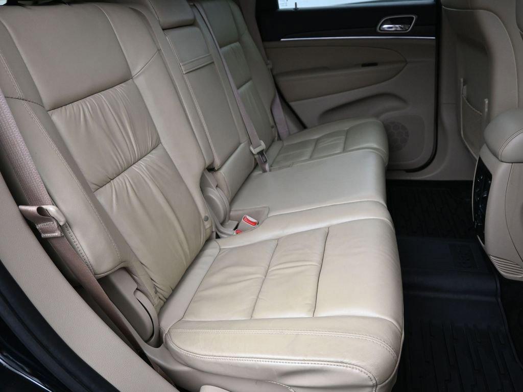 2015 Jeep Grand Cherokee Vehicle Photo in Marion, IA 52302