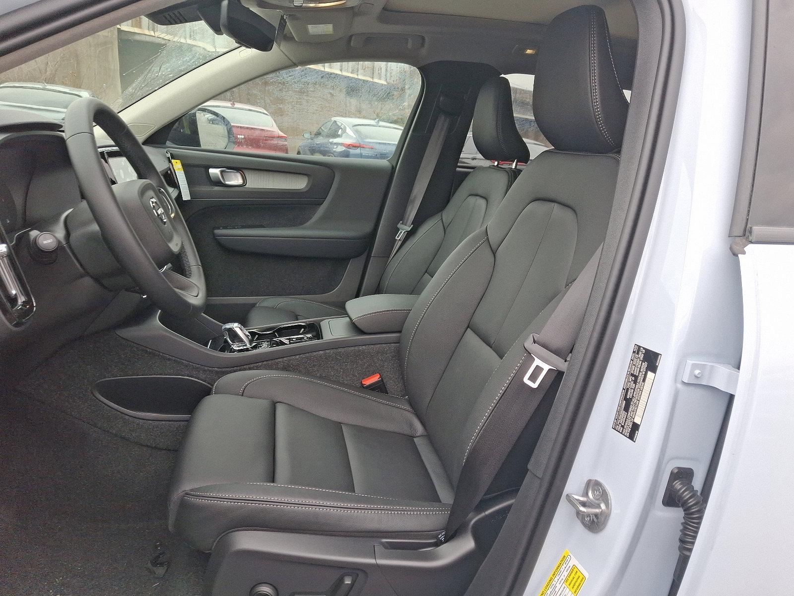 2025 Volvo XC40 Vehicle Photo in Trevose, PA 19053