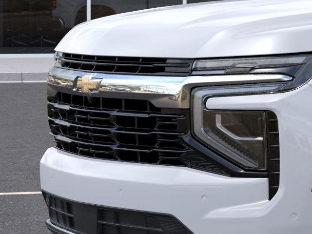 2025 Chevrolet Suburban Vehicle Photo in TOPEKA, KS 66609-0000