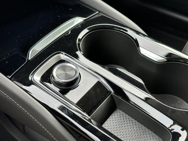 2025 Buick Envision Vehicle Photo in COLUMBIA, MO 65203-3903
