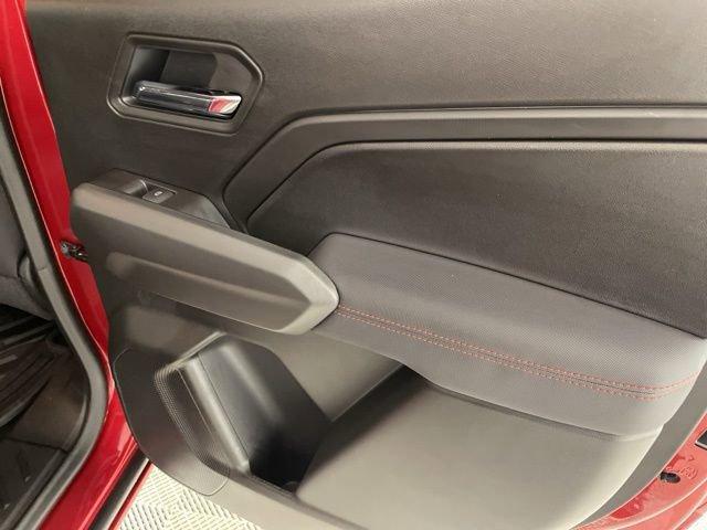 2025 Chevrolet Colorado Vehicle Photo in PHOENIX, AZ 85014-3381