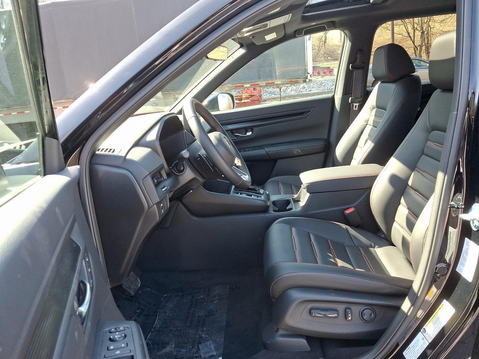 2025 Honda CR-V Hybrid Vehicle Photo in Harrisburg, PA 17111