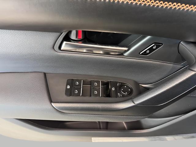 2025 Mazda CX-50 Hybrid Vehicle Photo in Green Bay, WI 54304