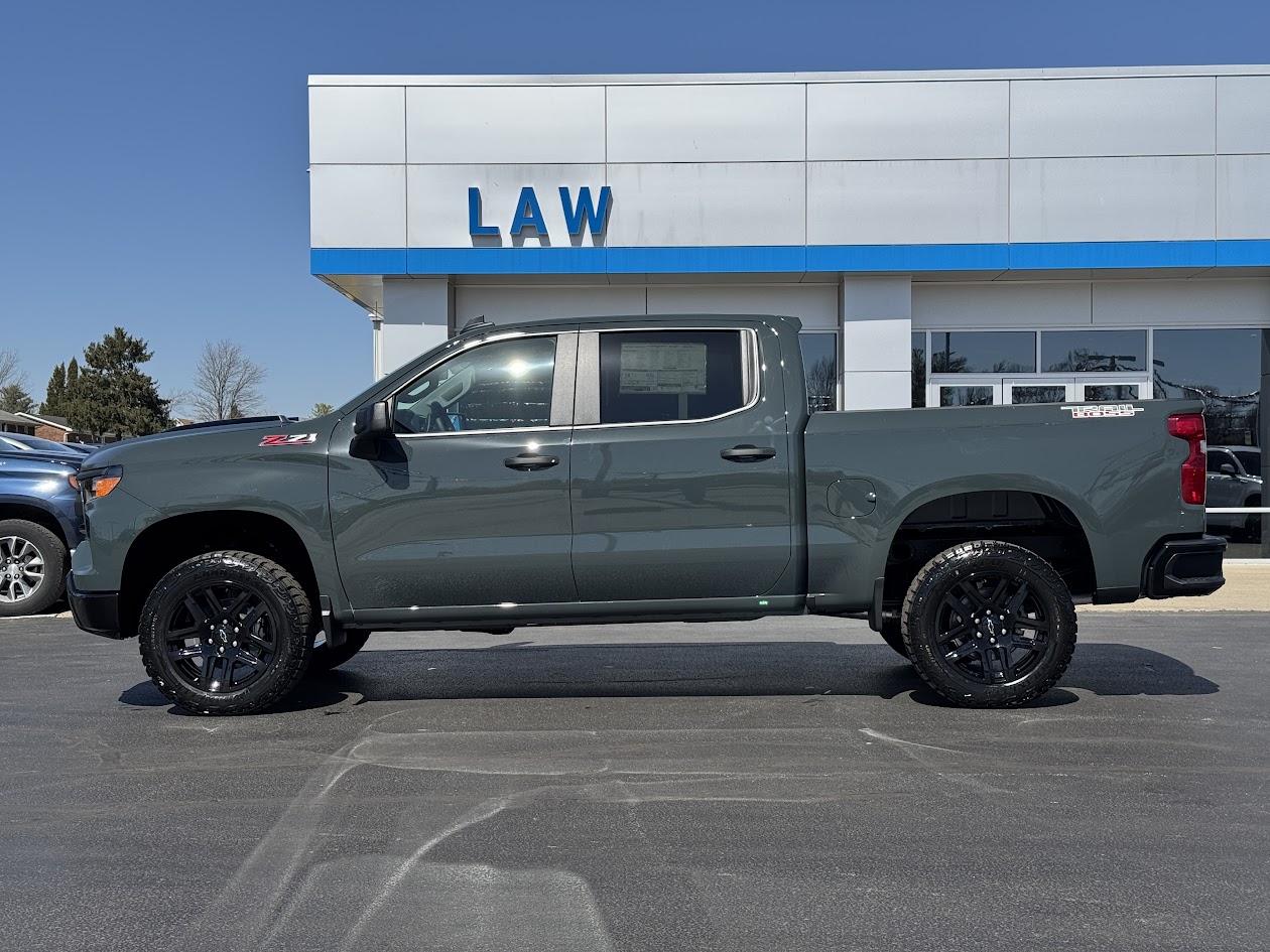 2025 Chevrolet Silverado 1500 Vehicle Photo in BOONVILLE, IN 47601-9633