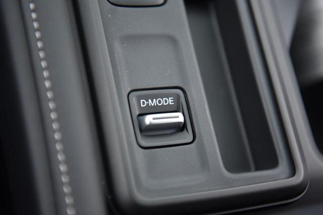 2025 Nissan Pathfinder Vehicle Photo in Ballwin, MO 63011