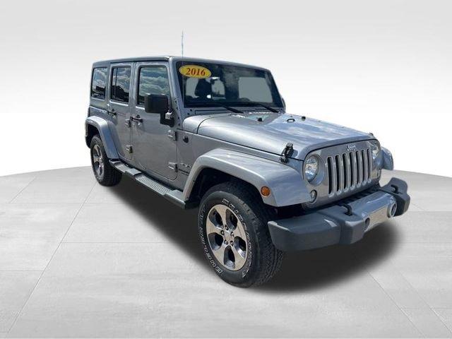 2016 Jeep Wrangler Unlimited Vehicle Photo in MEDINA, OH 44256-9631