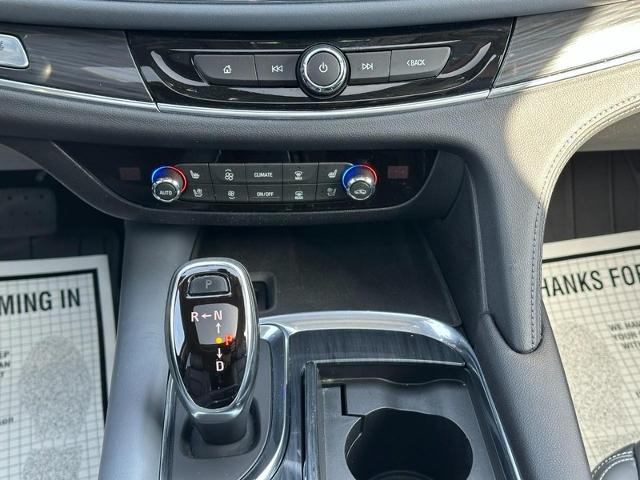 2018 Buick Enclave Vehicle Photo in COLUMBIA, MO 65203-3903