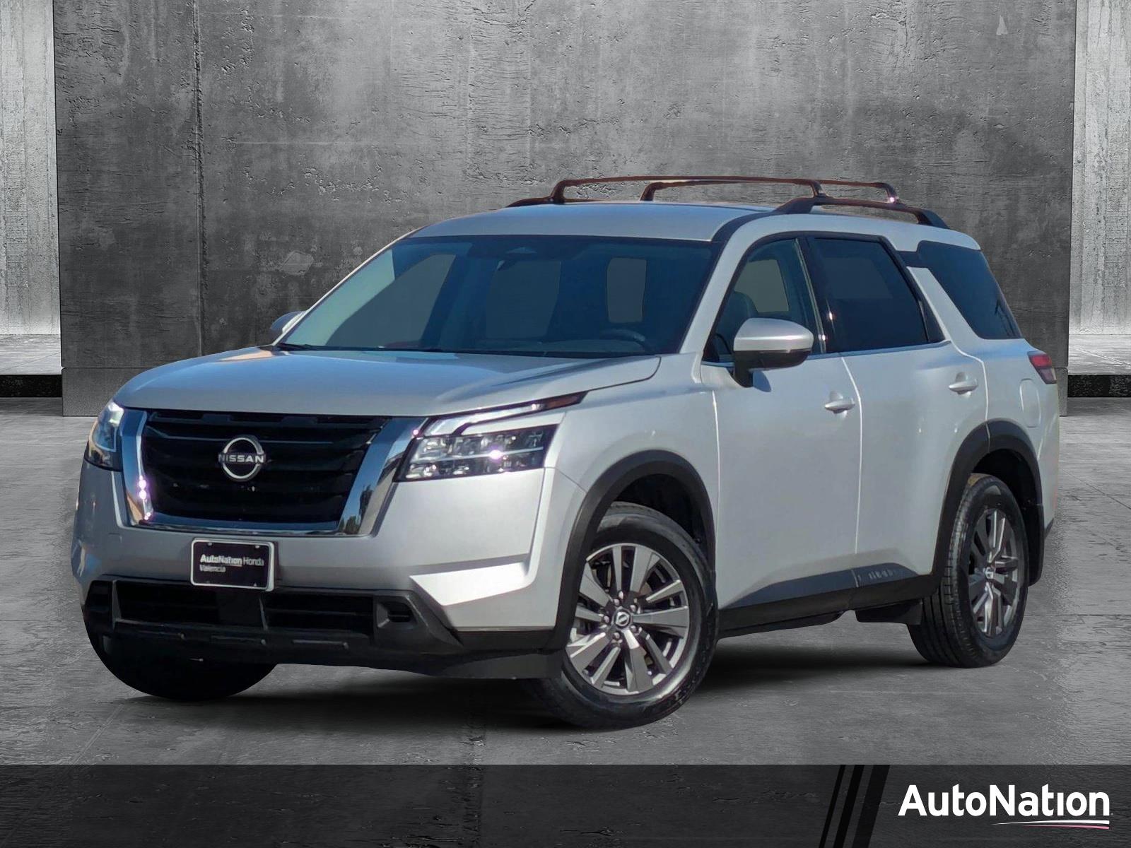 2022 Nissan Pathfinder Vehicle Photo in Valencia, CA 91355-1794