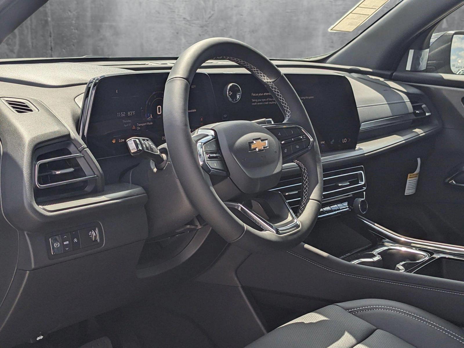2025 Chevrolet Traverse Vehicle Photo in MIAMI, FL 33172-3015