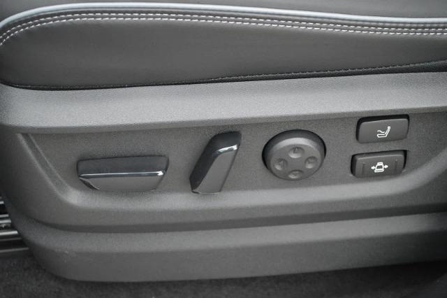 2025 INFINITI QX80 Vehicle Photo in Houston, TX 77090