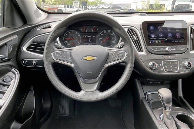 2024 Chevrolet Malibu Vehicle Photo in INDEPENDENCE, MO 64055-1314
