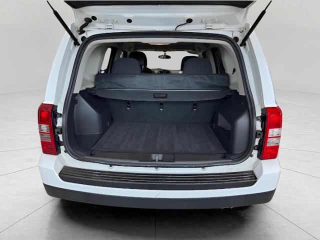 2013 Jeep Patriot Vehicle Photo in Green Bay, WI 54304