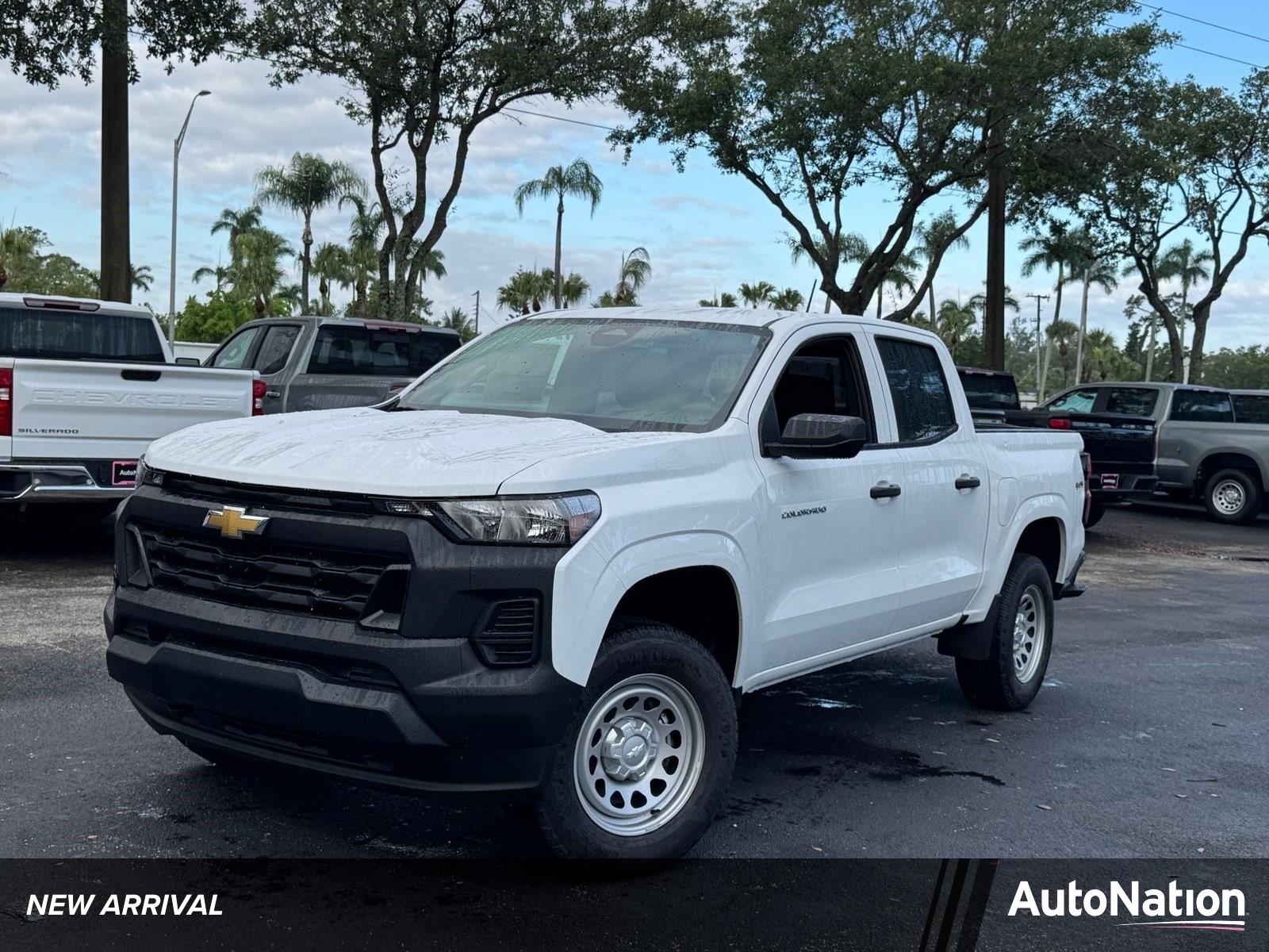 2025 Chevrolet Colorado Vehicle Photo in GREENACRES, FL 33463-3207