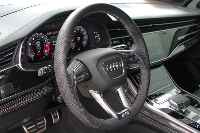 2024 Audi SQ7 Vehicle Photo in SUGAR LAND, TX 77478