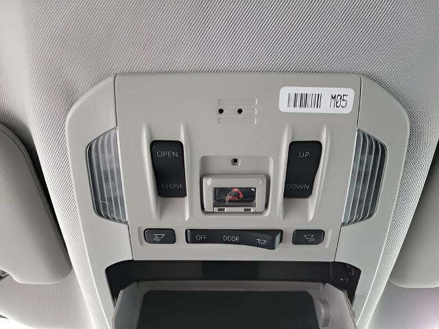 2023 Toyota Highlander Vehicle Photo in Oshkosh, WI 54904
