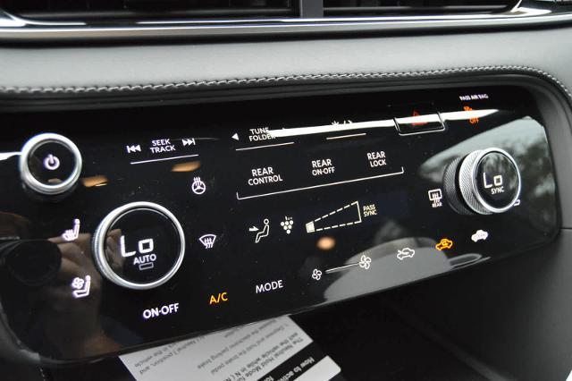 2025 INFINITI QX60 Vehicle Photo in Houston, TX 77090