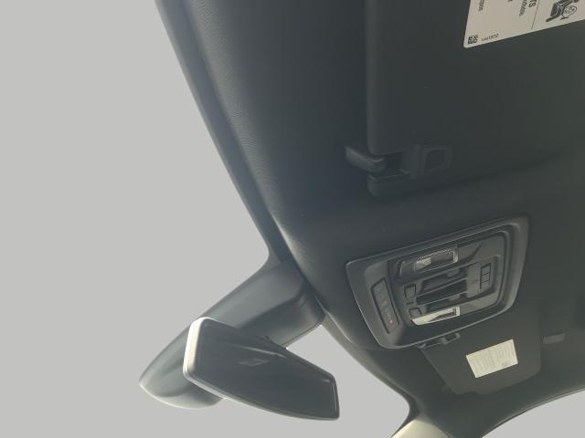 2022 Chevrolet Silverado 1500 LTD Vehicle Photo in GREEN BAY, WI 54303-3330