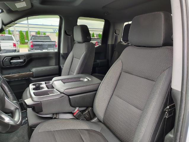 2019 Chevrolet Silverado 1500 Vehicle Photo in GREEN BAY, WI 54304-5303