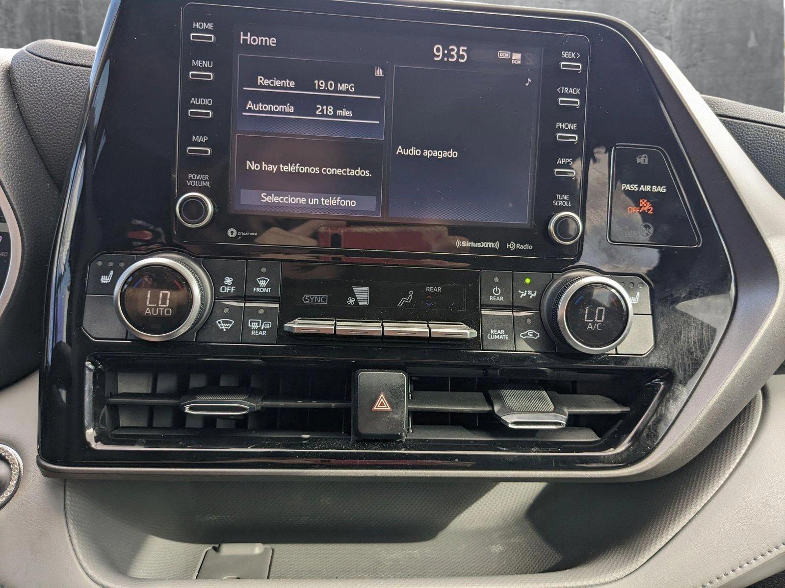 2022 Toyota Highlander Vehicle Photo in Davie, FL 33331